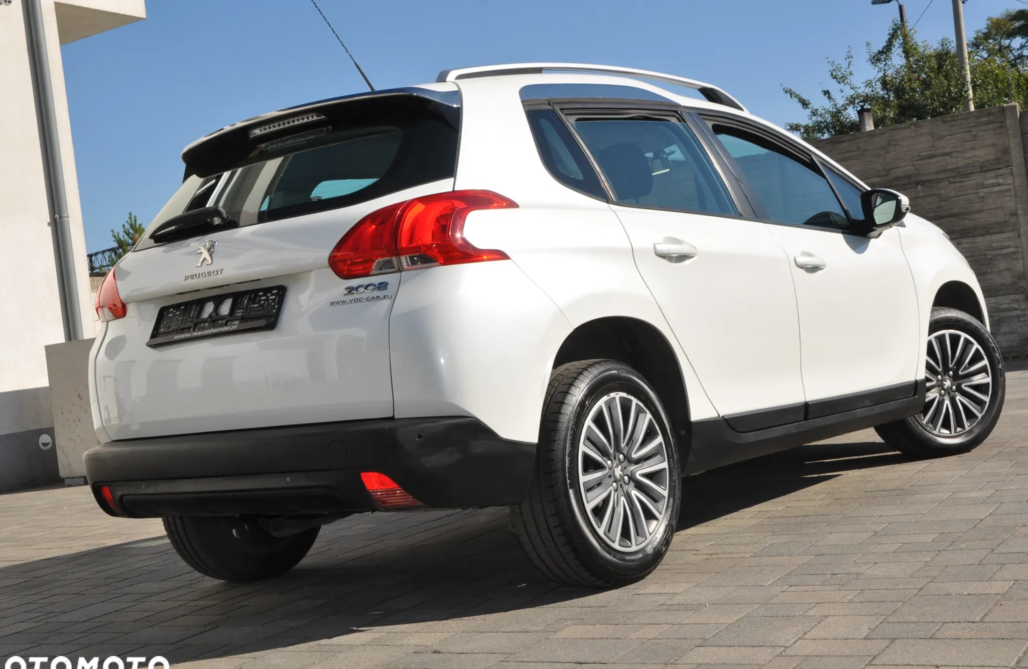 Peugeot 2008 cena 29900 przebieg: 112500, rok produkcji 2015 z Kępno małe 67